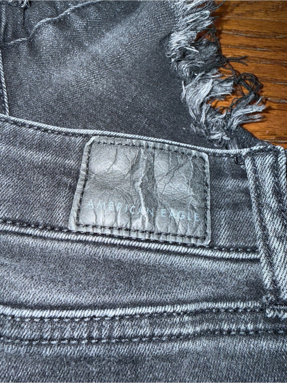 American Eagle Outfitters Women's Black Distressed Hi-Rise Jean Shorts Size 18 - Picture 4 of 8